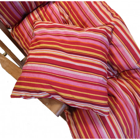 Coussin indien assorti au bain de soleil