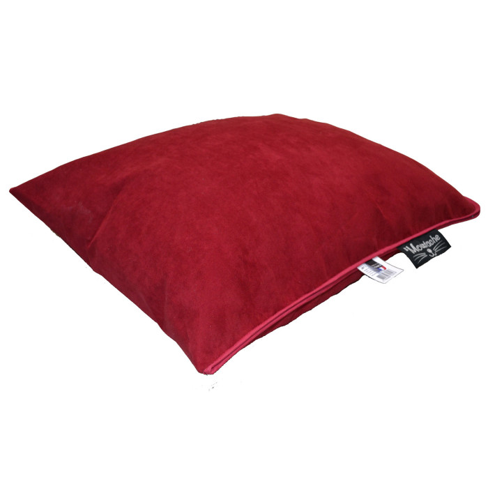 Coussin rouge suédine brodé et personnalisé...