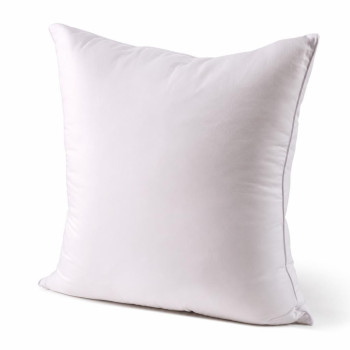 Oreiller grand confort 60x60 cm fibre polyester sur fond blanc